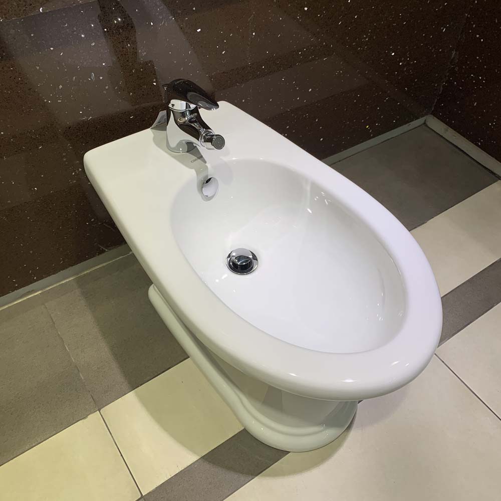 Bồn tiểu nữ Caesar B1031