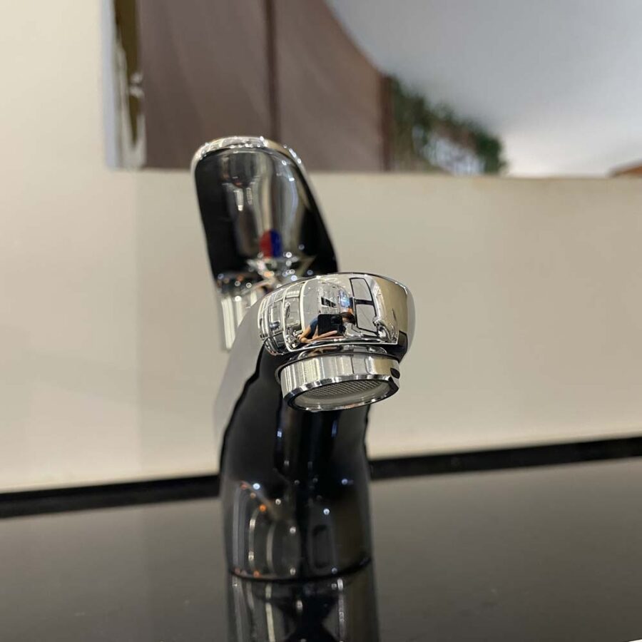 Vòi chậu lavabo nóng lạnh Caesar B170CU