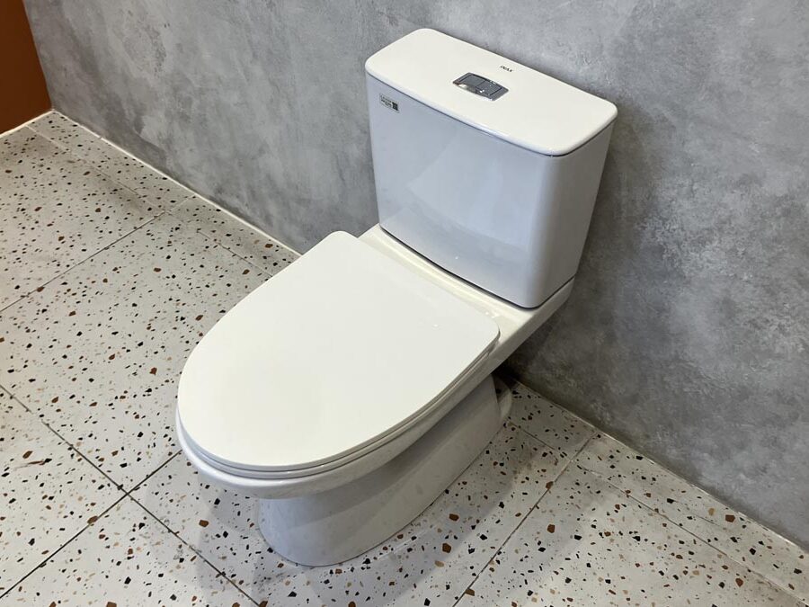 Bồn cầu 2 khối INAX C-514VAN (C514VAN) nắp đóng êm