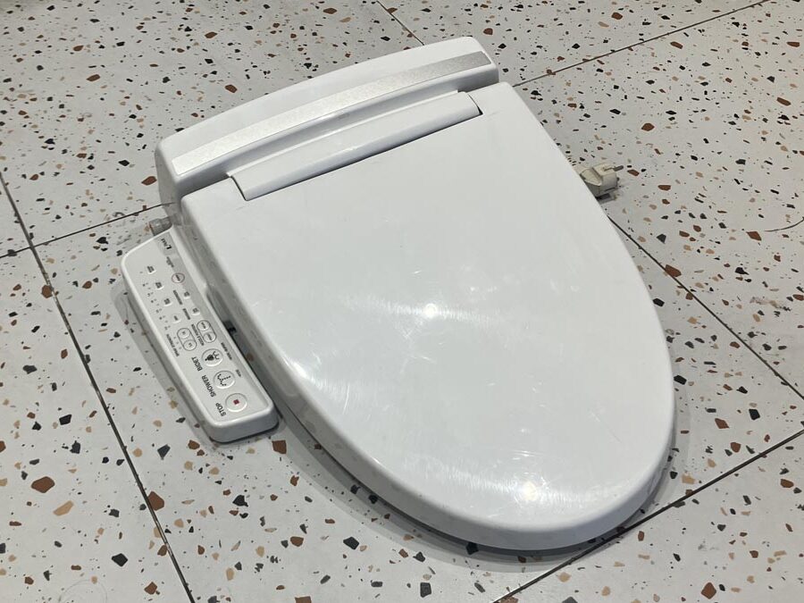 Nắp rửa điện tử INAX thông minh CW-KB22AVN (CWKB22AVN)