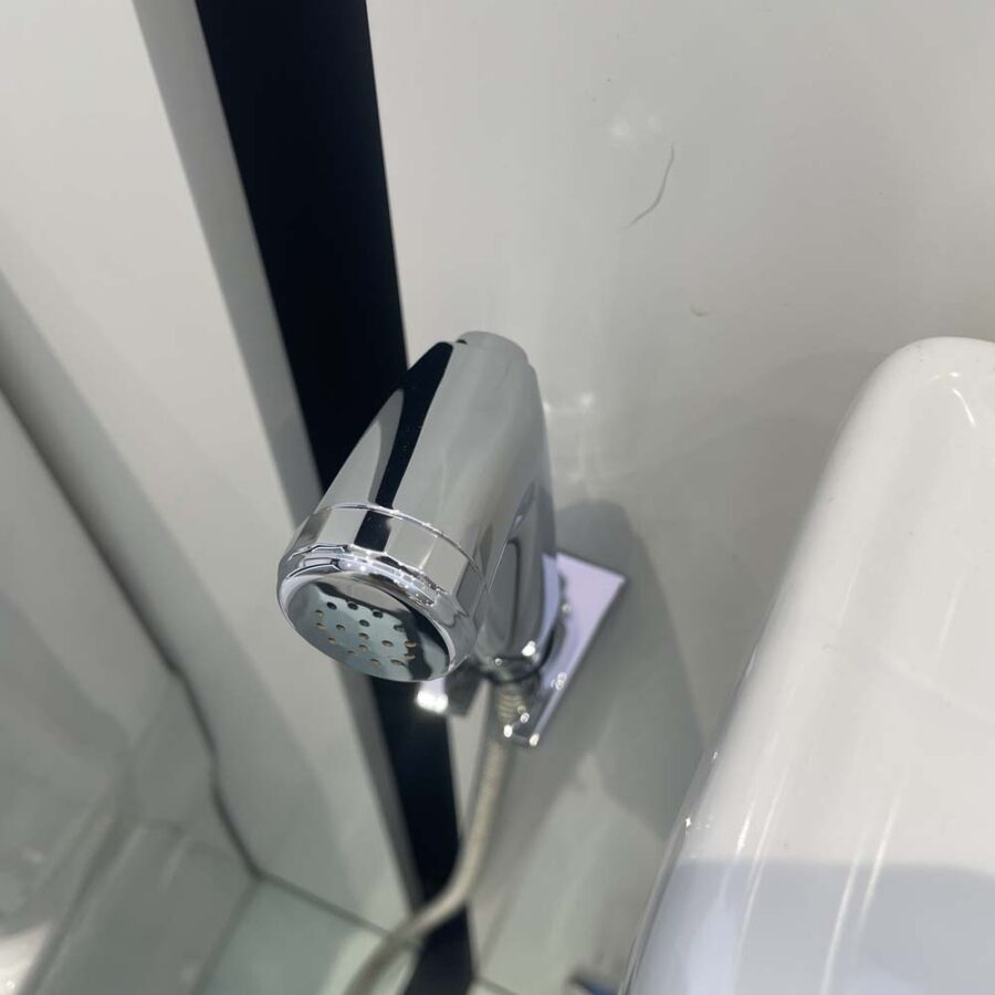 Vòi xịt vệ sinh American Standard FFAS6868 (đầu mạ)