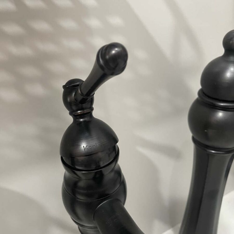 Vòi lavabo thân cao bằng đồng Kanly GCA15B nóng lạnh