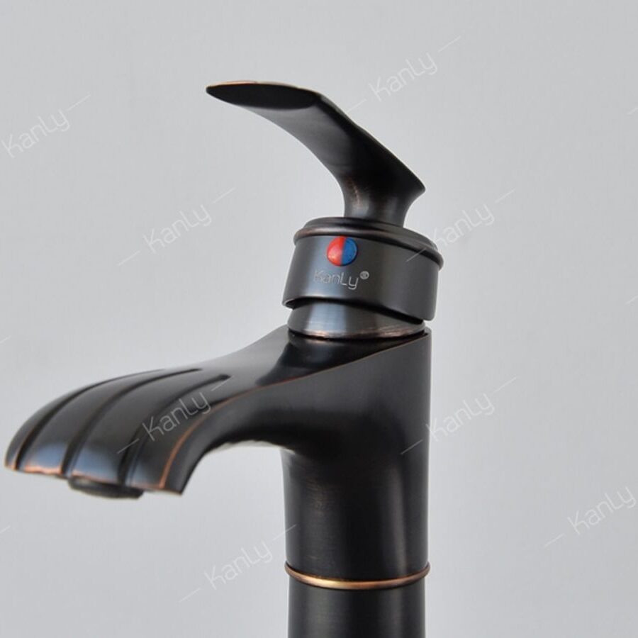 Vòi chậu lavabo nóng lạnh bằng đồng Kanly GCA41B