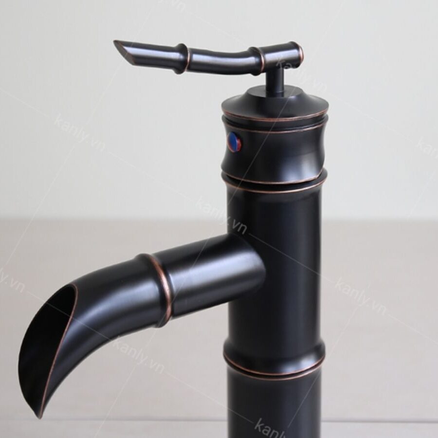 Vòi chậu lavabo nóng lạnh bằng đồng Kanly GCV02B