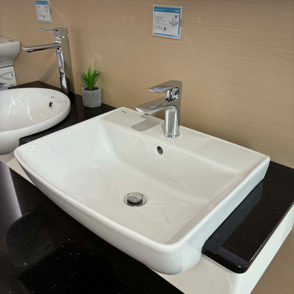 Chậu rửa mặt lavabo bán âm INAX L-345V (L345V) (L-345VFC)