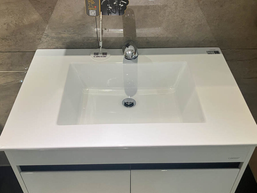 Chậu lavabo dương vành Caesar LF5032