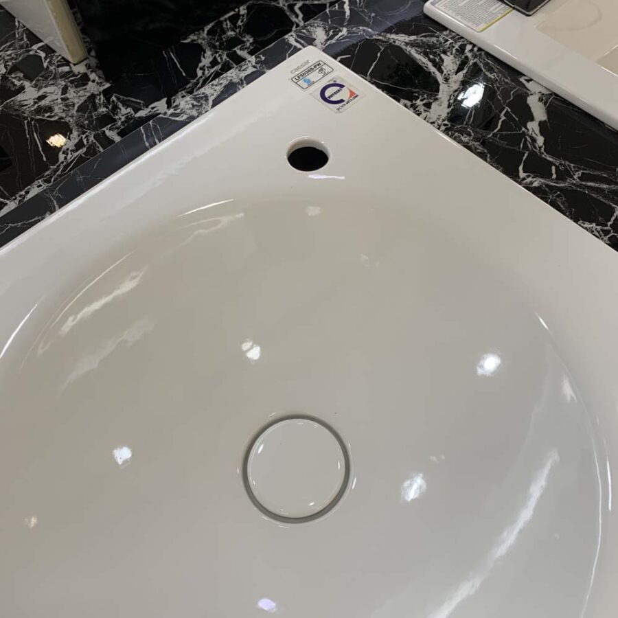 Chậu lavabo dương vành Caesar LF5038