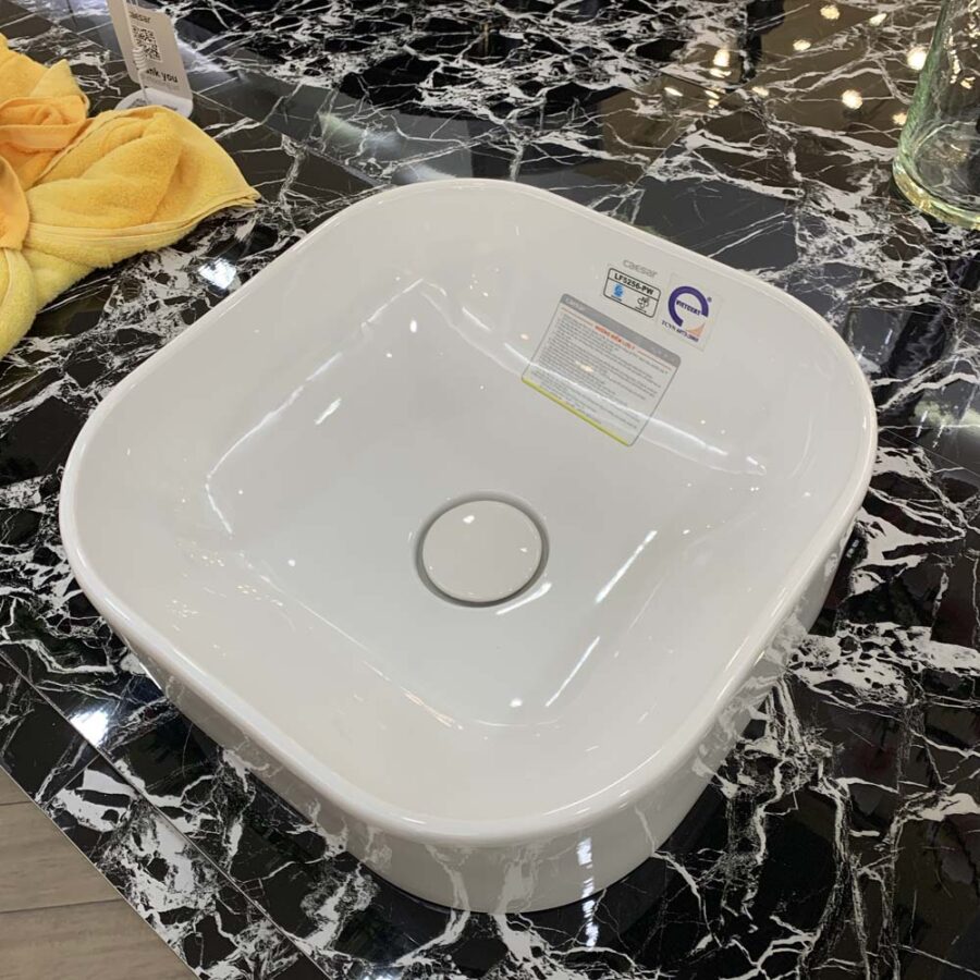 Chậu lavabo đặt bàn Caesar LF5256