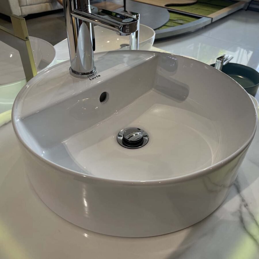 Chậu lavabo đặt bàn Luxta LL-401-46T