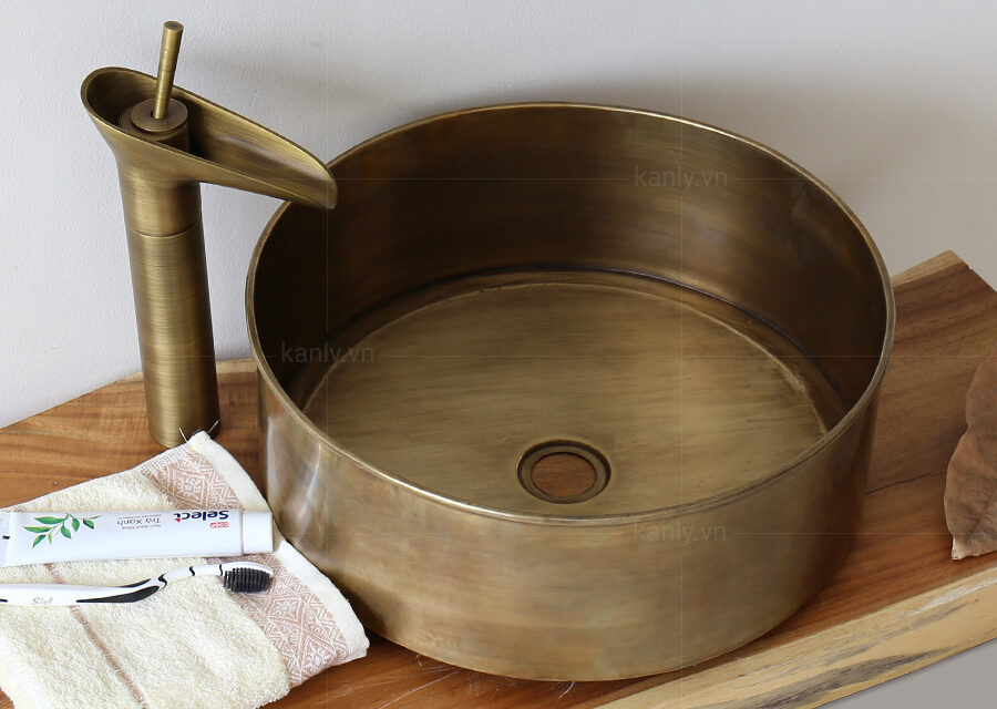 Chậu lavabo đặt bàn Kanly bằng đồng RSC601