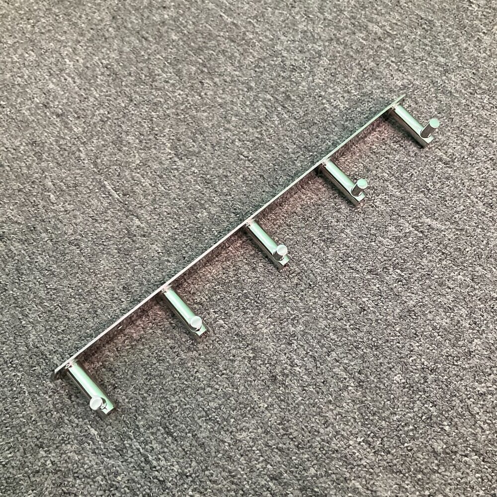 Móc áo Caesar ST857