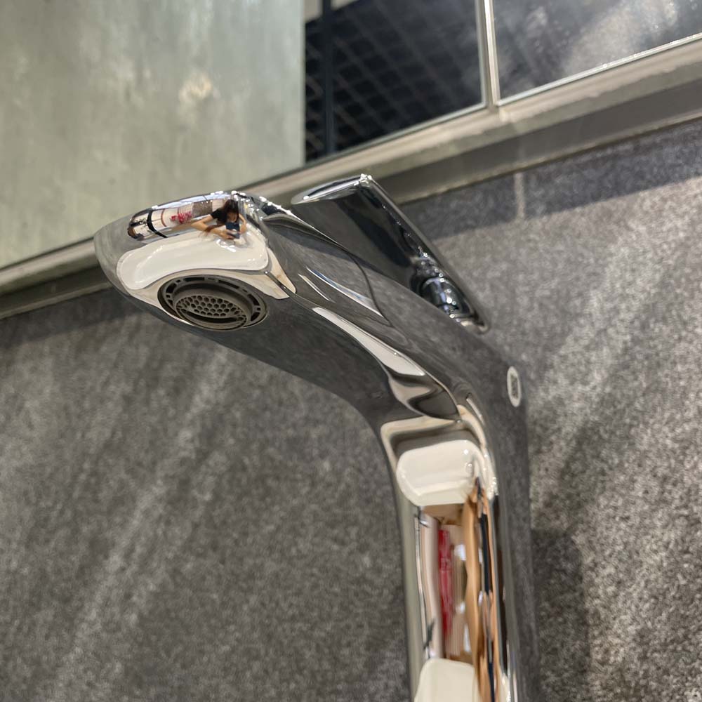 Vòi chậu lavabo nóng lạnh Viglacera VG142.1