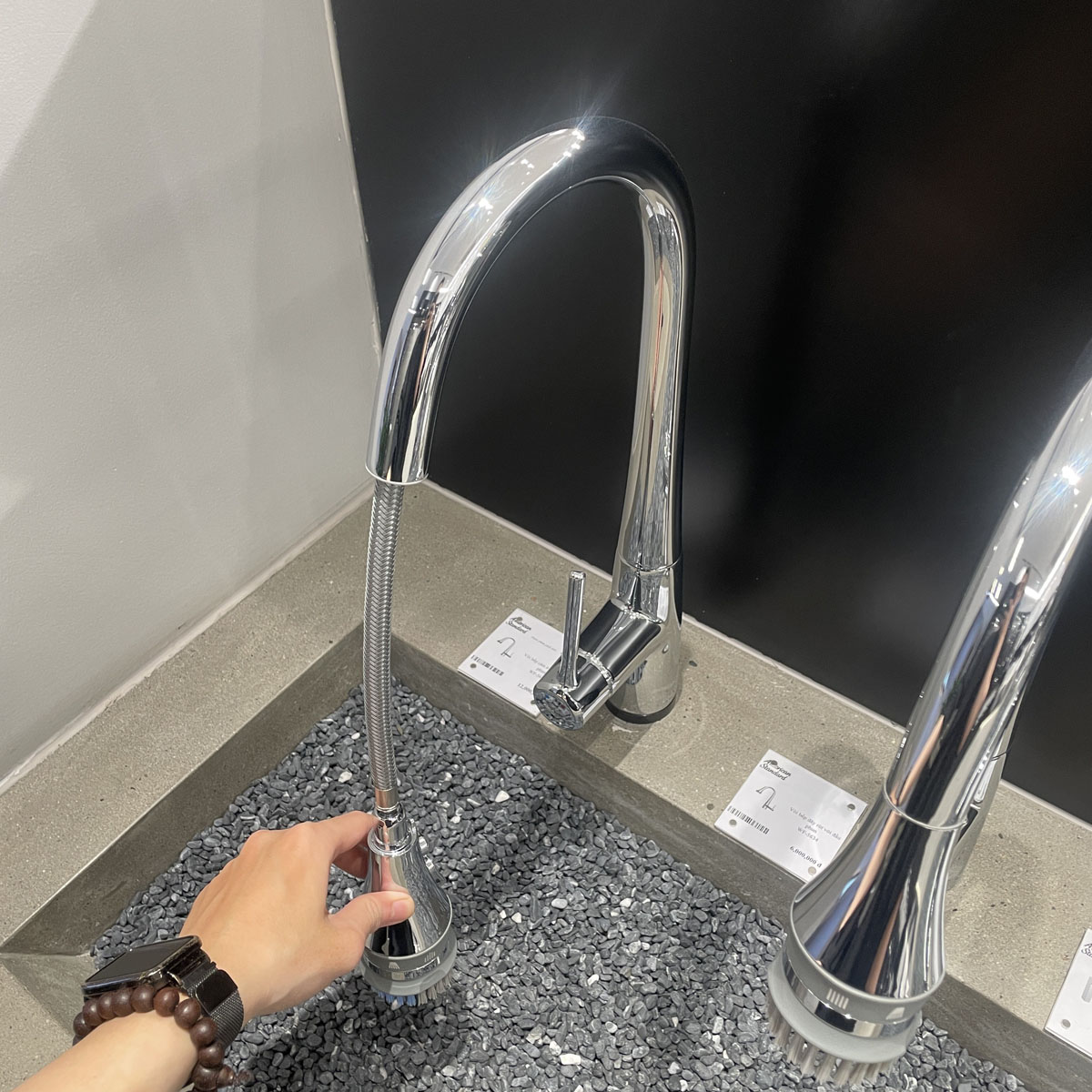 Vòi bếp cảm ứng American Standard WF-5644 (WF5644) với đầu phun